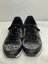 Nike Internationalist Print