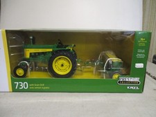 Trattore giocattolo John Deere