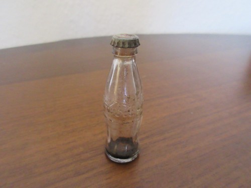 Vecchia bottiglia coca cola - vecchia,