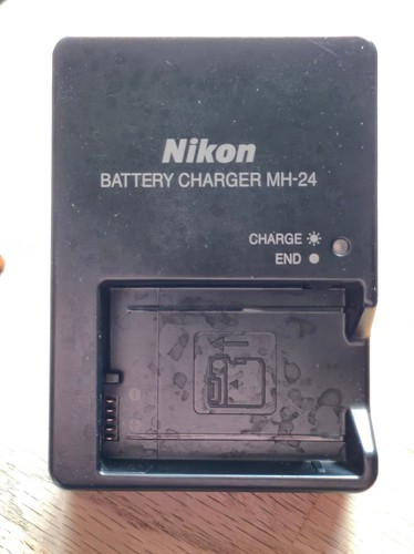 Nikon caricabatteria - mh-24,