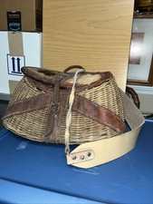 Antico cestino da pesca trota