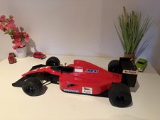 Rosso 1:8 Ferrari F643 Rosso
