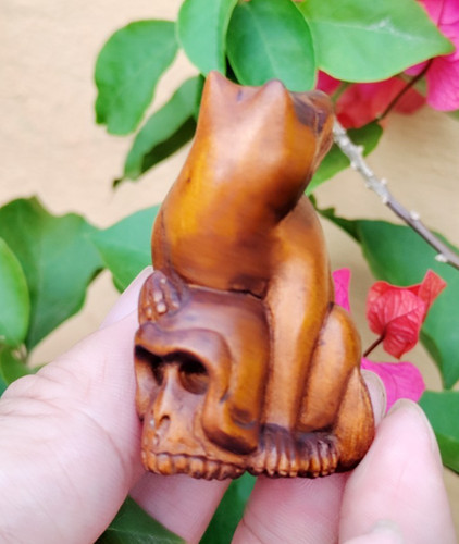 M8242 netsuke legno di - -,