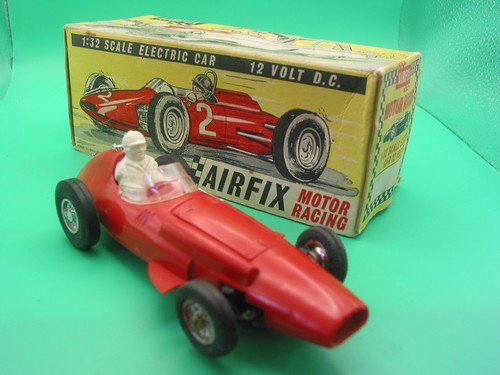 Airfix motor racing 32 - motor, 1/32