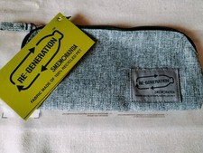 Astuccio grigio multiuso