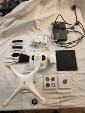 DJI Phantom 4 con accessori