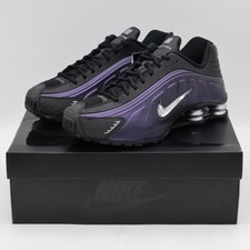 IO4546-002 Nike Shox R4 nero
