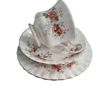 Royal Albert LAVENDER ROSE set tazza e piattino da tè trio Bone China INGHILTERRA