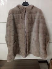 Mantella In Pelliccia Loro