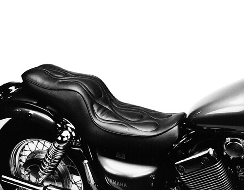 Sella moto con gradino per