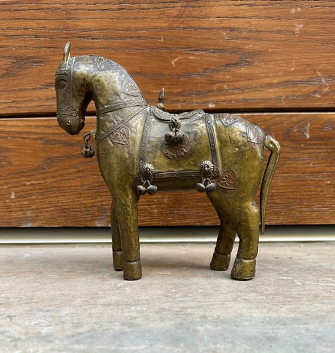 Antica scultura cavallo - , in
