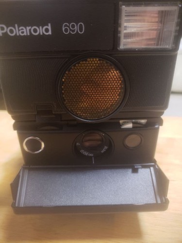 Polaroid camera 690 - camera,