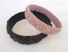 LOTTO 2 BRACCIALI  FULL SPOT UNO IN SILICONE NERO E UNO ROSA TAGLIA M
