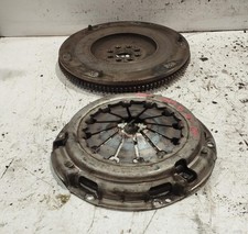 KIT FRIZIONE E VOLANO PER TOYOTA Yaris Serie benzina 1300 (11>13)