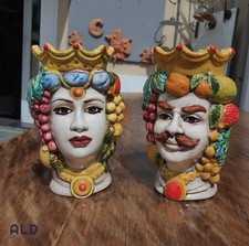 Teste di moro in ceramica di Caltagirone coppia vasi soprammobili altezza 18,5cm