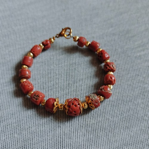 Bracciale perle corallo rosso