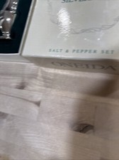 Oneida Shaker Sale Pepe 1996