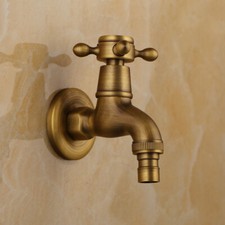 Rubinetto antico decorativo