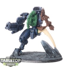 Tau Empire - Tuta da battaglia