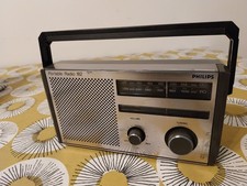 vintage radio Philips Portable