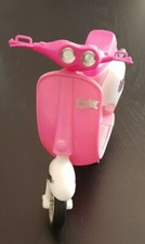 VESPA MOTORINO SCOOTER BARBIE ROSA OTTIME CONDIZIONI PRIMO MODELLO SENZA SCATOLA