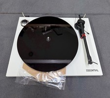 Pro-ject ESSENTIAL III PHONO