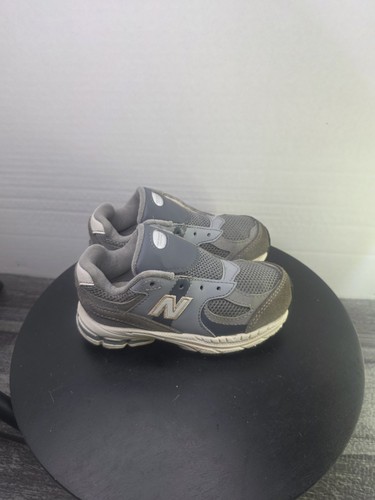 New balance 2002r - new,