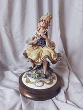 Figurina vintage capodimonte - figurina,