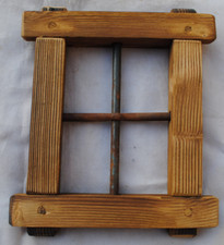 Finestra in legno con grata in ferro battuto -Wood-Legno-bricolage-C-