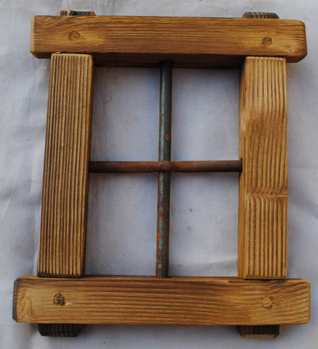 Finestra legno con grata in - con,