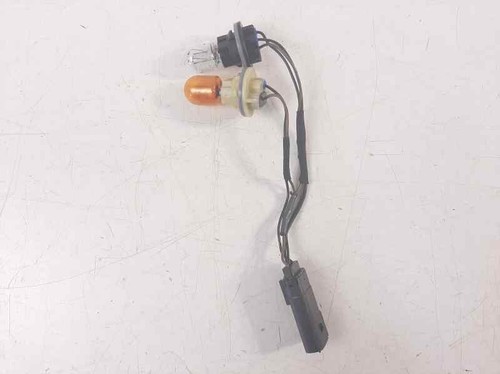 334810401 supporto faro destro