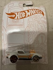 HOT WHEELS GAS MONKEY GARAGE