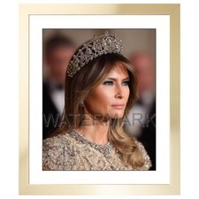 MELANIA TRUMP OPERA D'ARTE