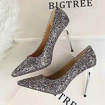 Scarpe decolte eleganti