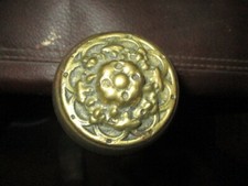 MW.A856: ANTIQUE GOLD ENGRAVED