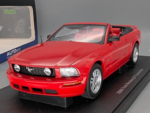 Modellini auto autoart - auto, 1:18