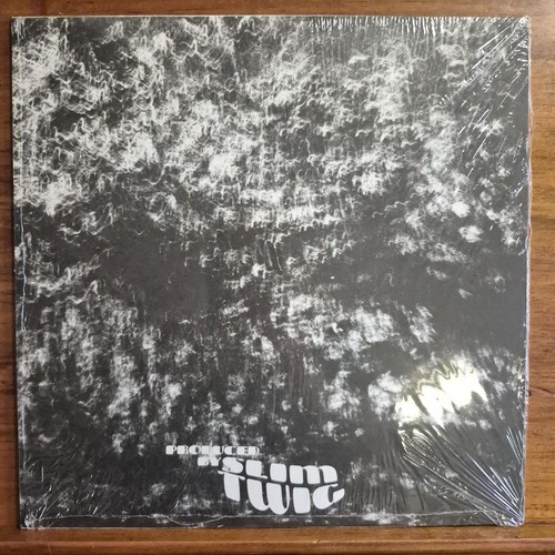 Slim twig hound - a,