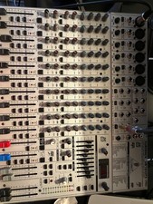 Behringen Eurorack UB1832 FX
