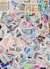 LOT TIMBRES EN FRANCS NEUF**