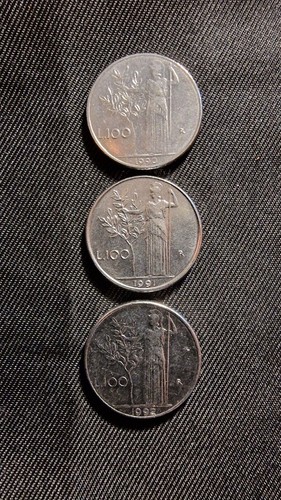 Moneta 100 lire piccola - 100,