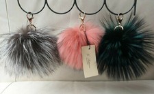 Portachiavi pompon in vera