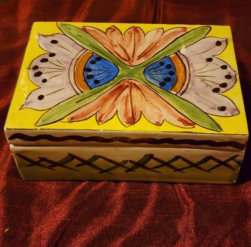 Scatola portagioie ceramica