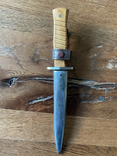 Coltello pugnale cattura - , cervi