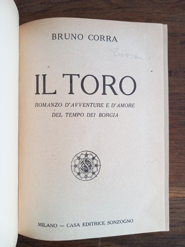 Corra il toro romanzo - -,