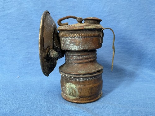 Antico faro per casco - , da