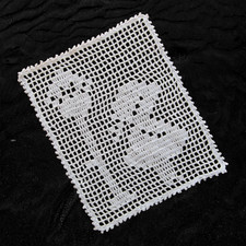 centrini all'uncinetto in