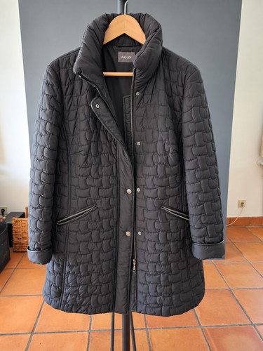 Cappotto lungo trapuntato nero