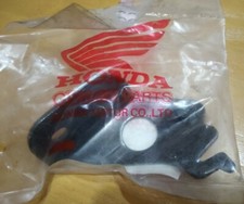 HONDA 77103-MB1-870 VF750 vf 750 MAGNA 1984 staffa sinistra sella