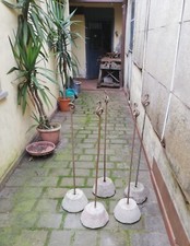 Lotto 5 antichi piedistalli in ferro battuto ognuno è alto circa m.1 e pesa kg.8