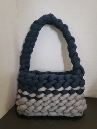 Borsa mano intrecciata - a,